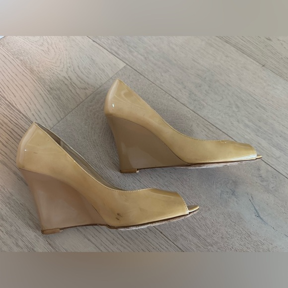Jimmy Choo Baxen Patent Peep-Toe
Wedge Pump size 37.5 Beige color - Picture 7 of 14